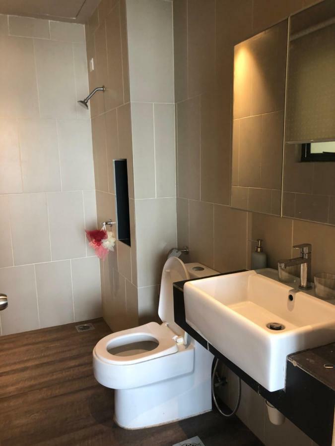 Swiss Garden Residence Pool Sea View Beach Resort Luxury Apartment & Family Suite Kuantan Exterior photo